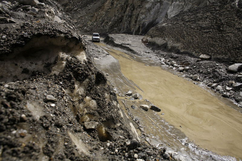 Illustration for article titled The Karakoram Highway: The Glaciated Mother of Every Epic Drive